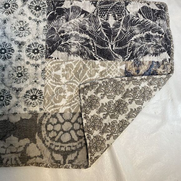 2 Pottery Barn Tessa Patchwork King Pillow Shams - Picture 2 of 11